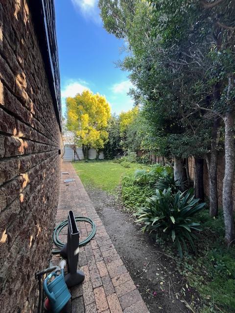 3 Bedroom Property for Sale in Somerset West Western Cape